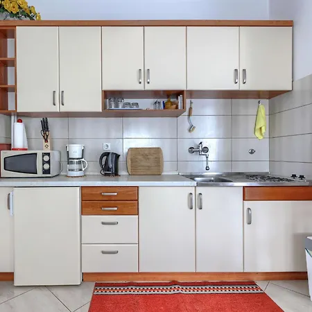 Jenny-2 By Interhome * Poreč