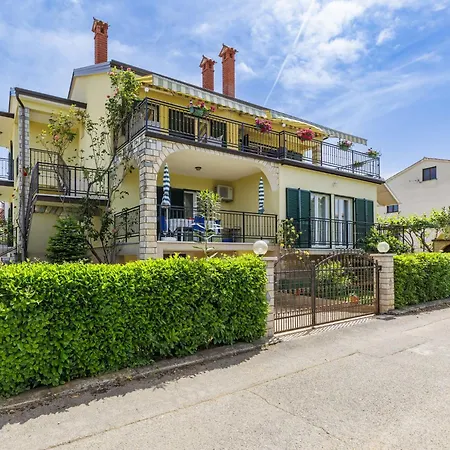 Διαμέρισμα Jenny-2 By Interhome *