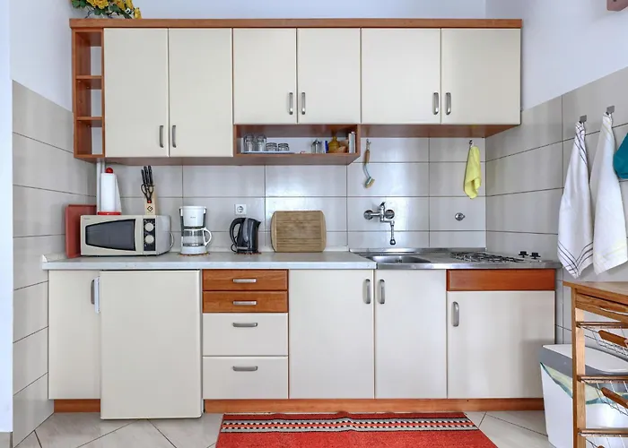 Jenny-2 By Interhome * Porec