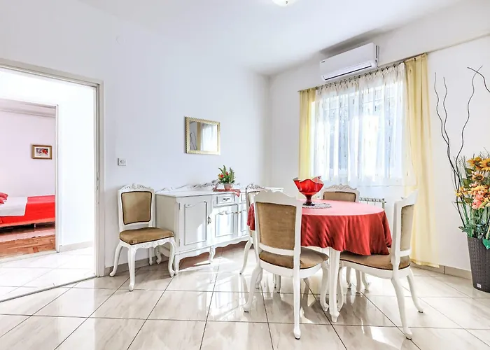 Apartment Jenny-2 By Interhome *